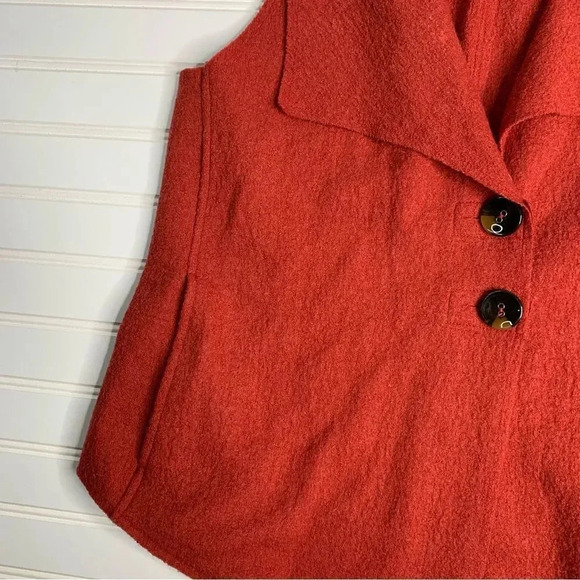 Cut Loose 100% Wool Vest - Picture 2 of 9